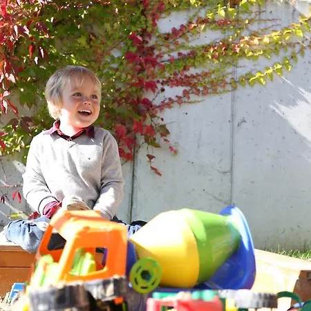 هاوس لينباتشير